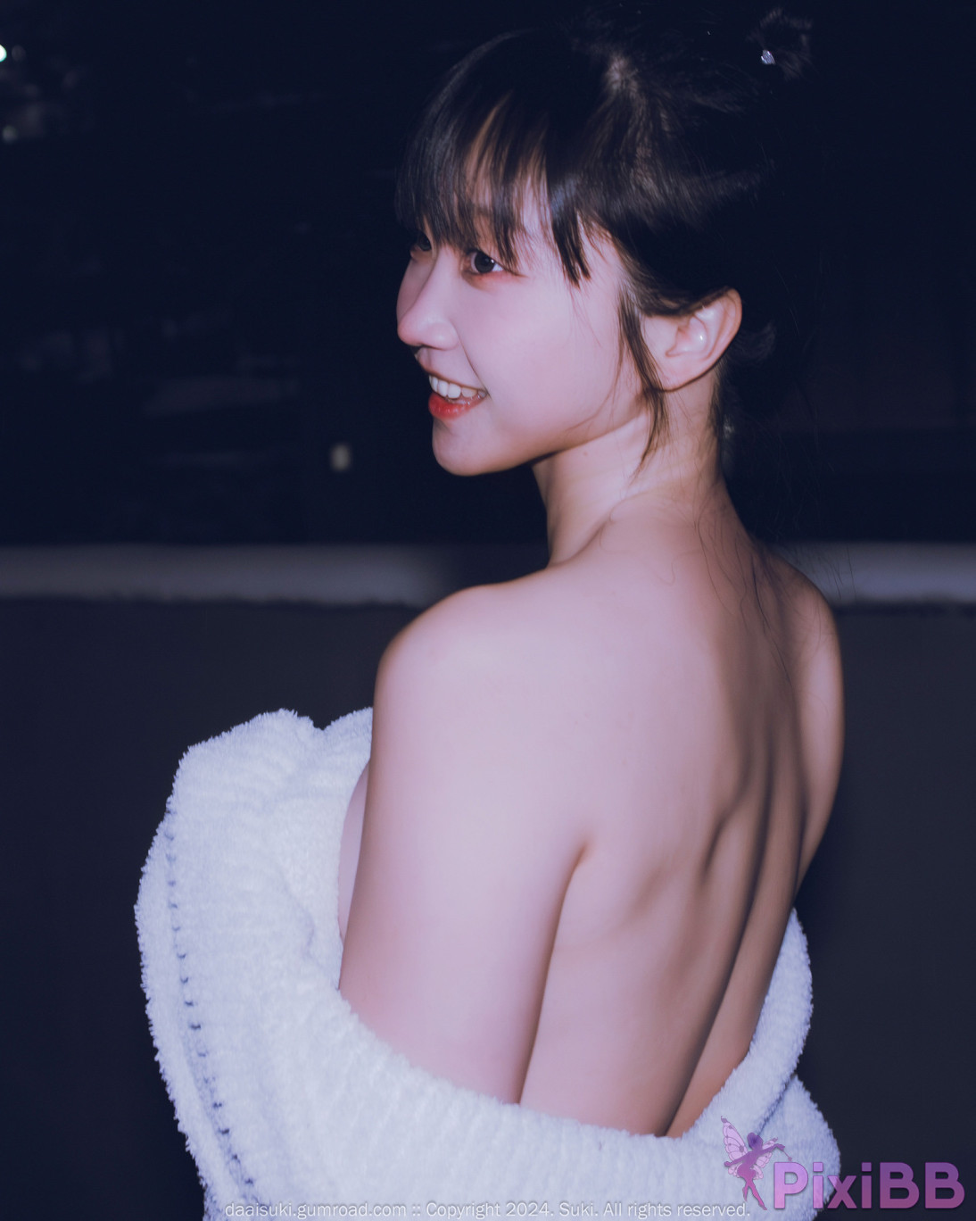 Suki Snowy Night PixiBB.COM 016