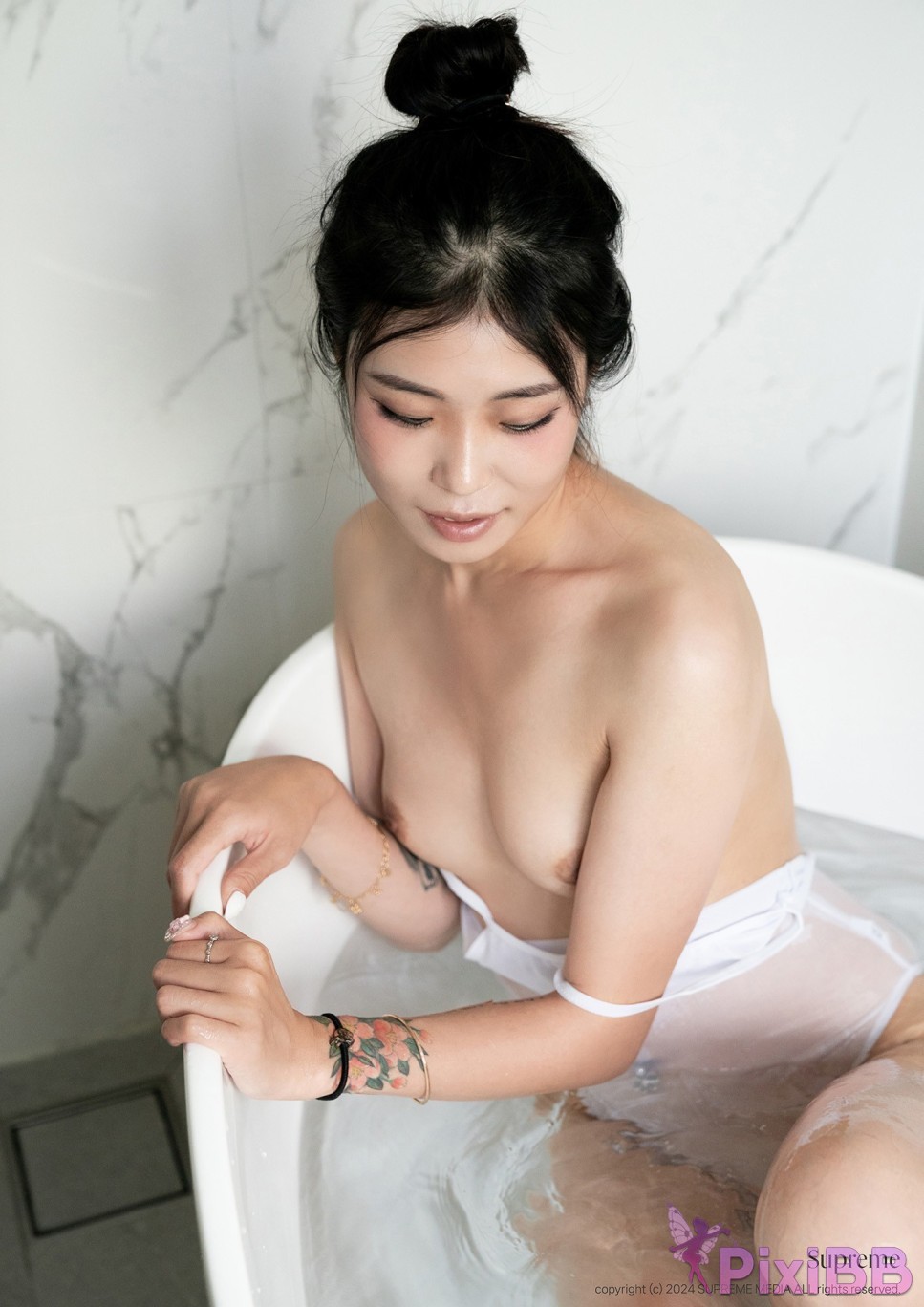 Supreme Bora No.02 PixiBB.COM 010