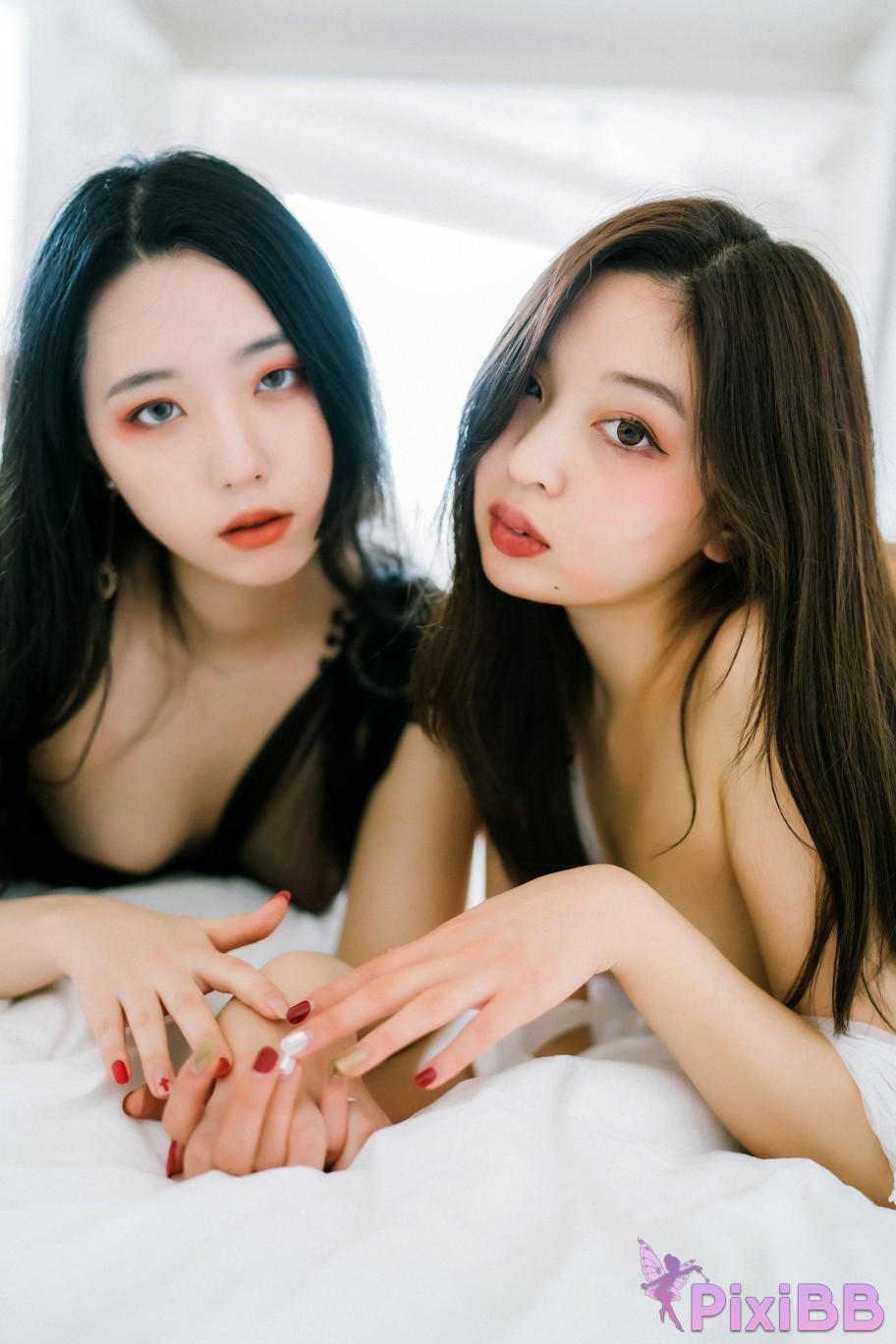 Mona vs Dame Relationship Moon Night Snap PixiBB.COM 027