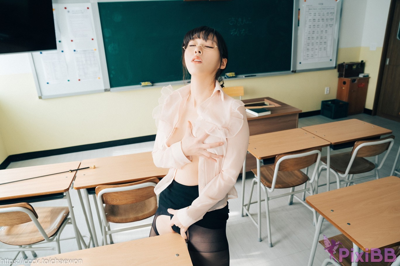 Loozy Mozzi Remedial Class Original Version PixiBB.COM 086