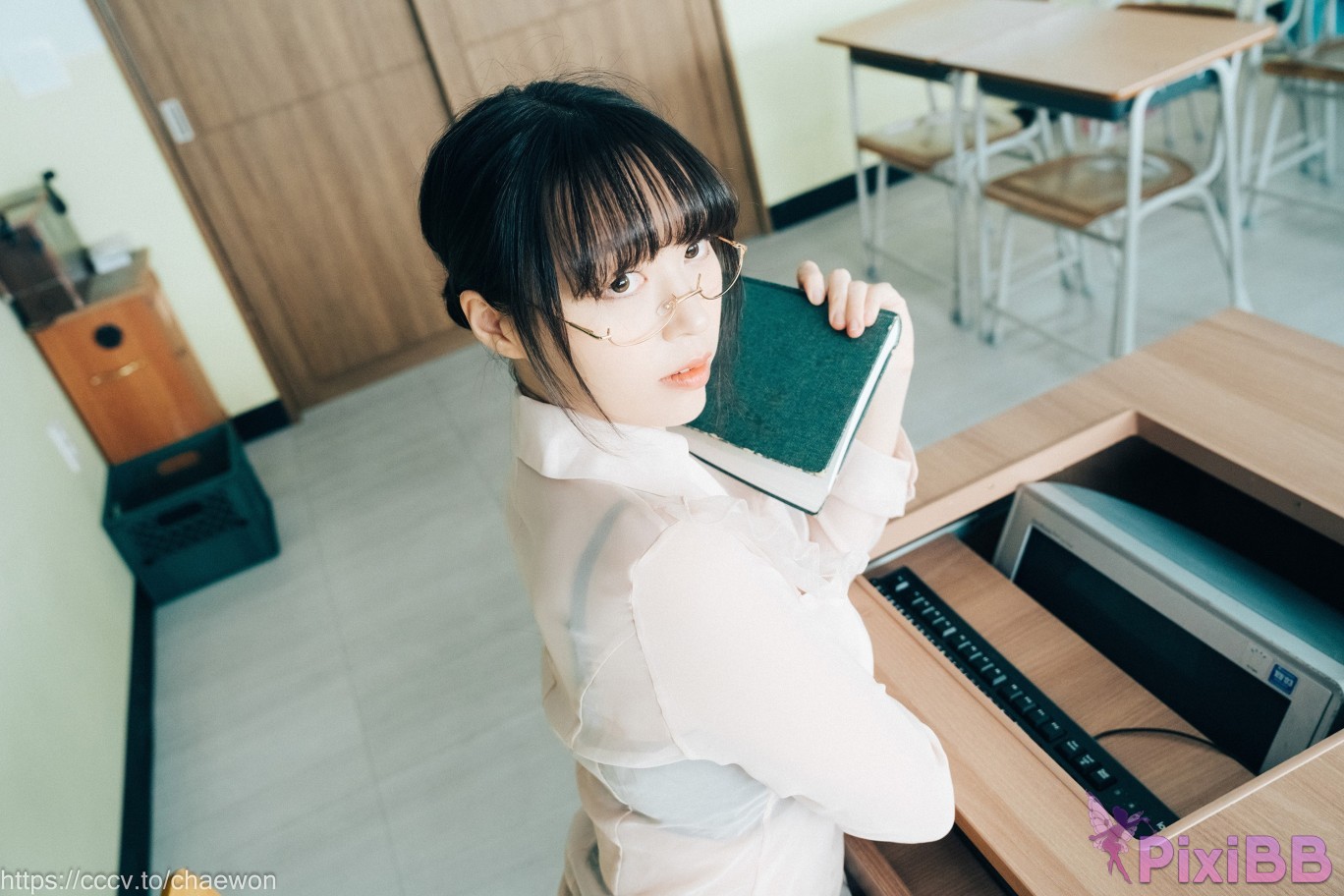 Loozy Mozzi Remedial Class Original Version PixiBB.COM 102