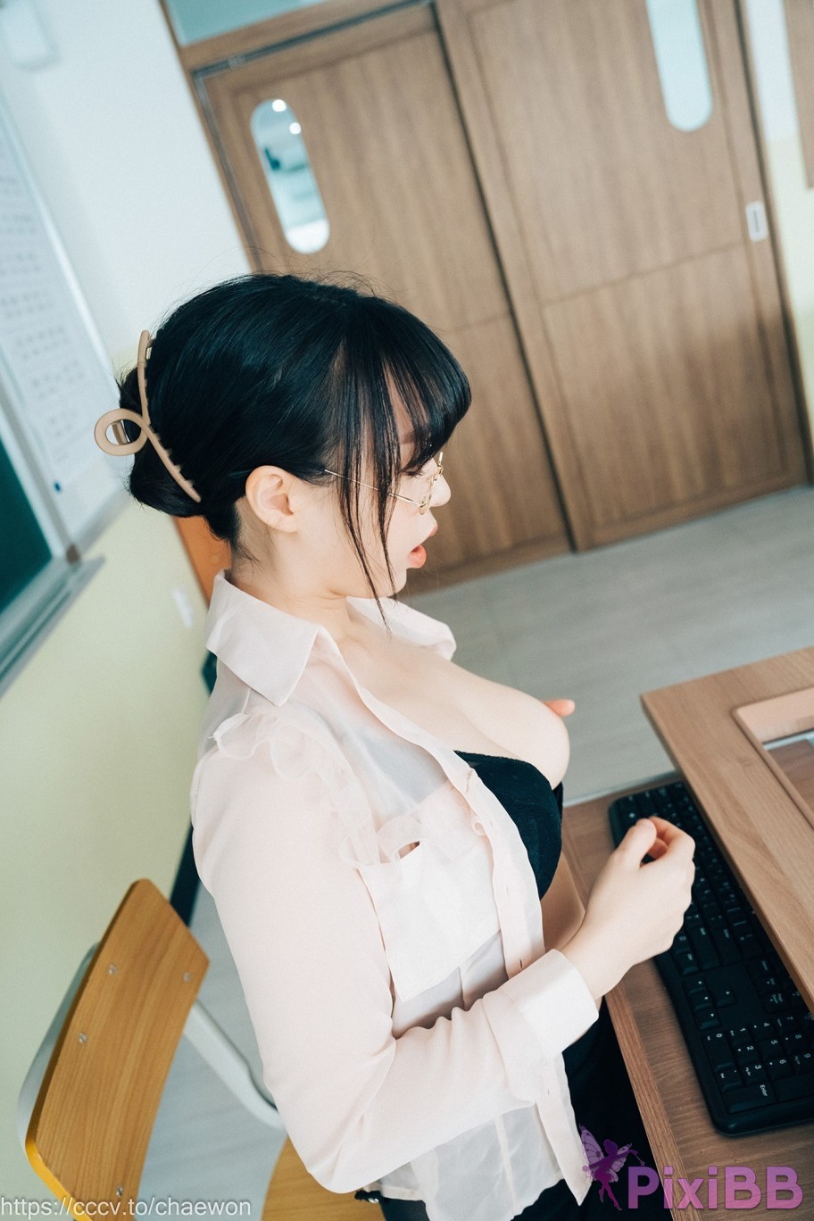 Loozy Mozzi Remedial Class Original Version PixiBB.COM 106