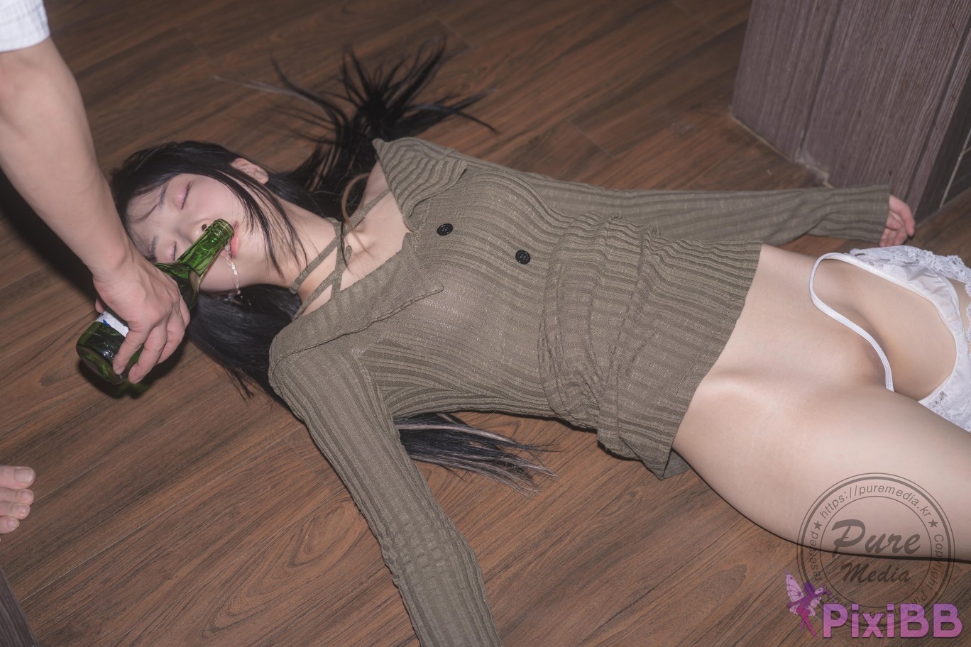 Pure Media Vol.267 Hina Black Out Slutty Girl PixiBB.COM 208