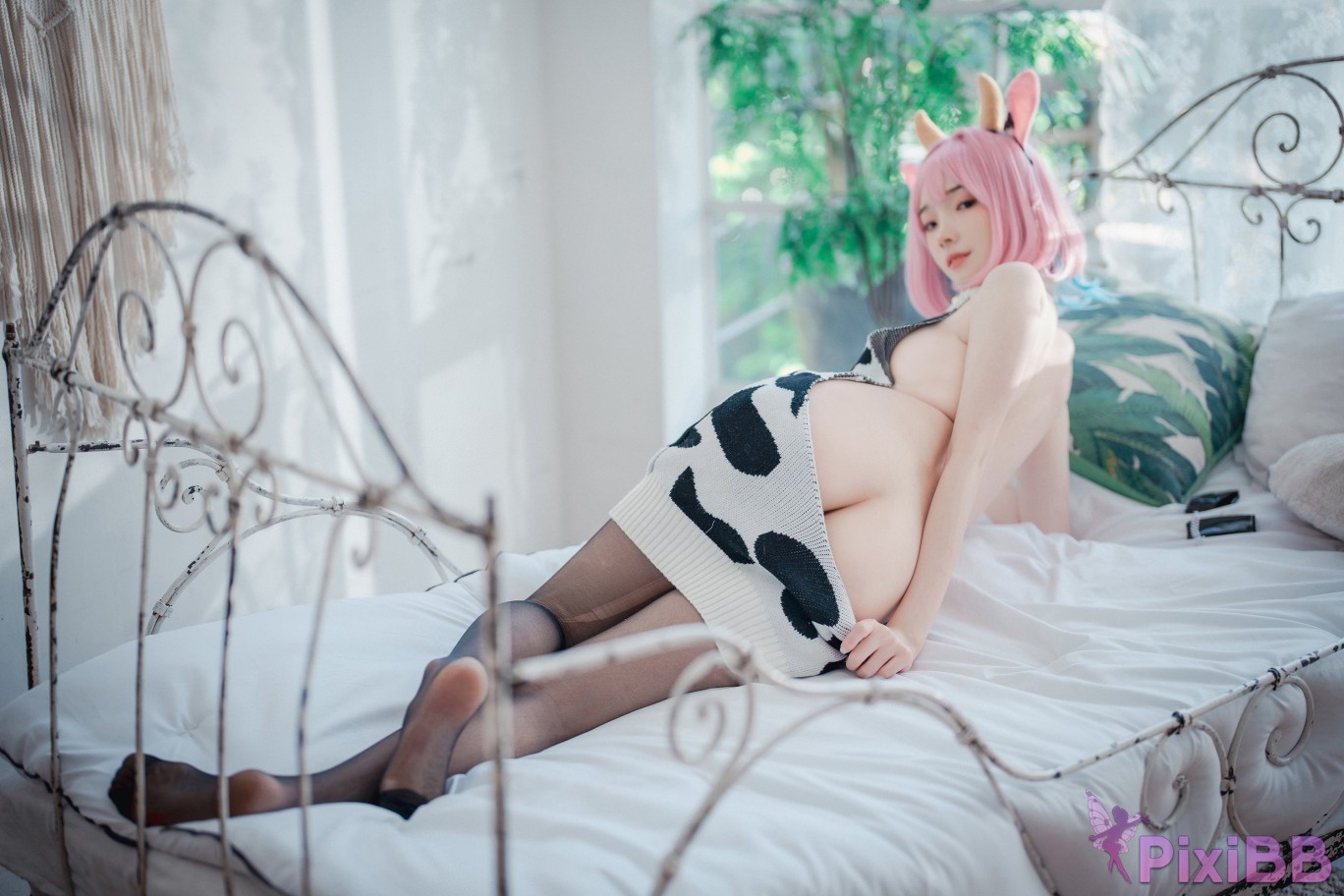 DJAWA Photo Bambi Riamus Celebrating the Year of the Cow PixiBB.COM 004