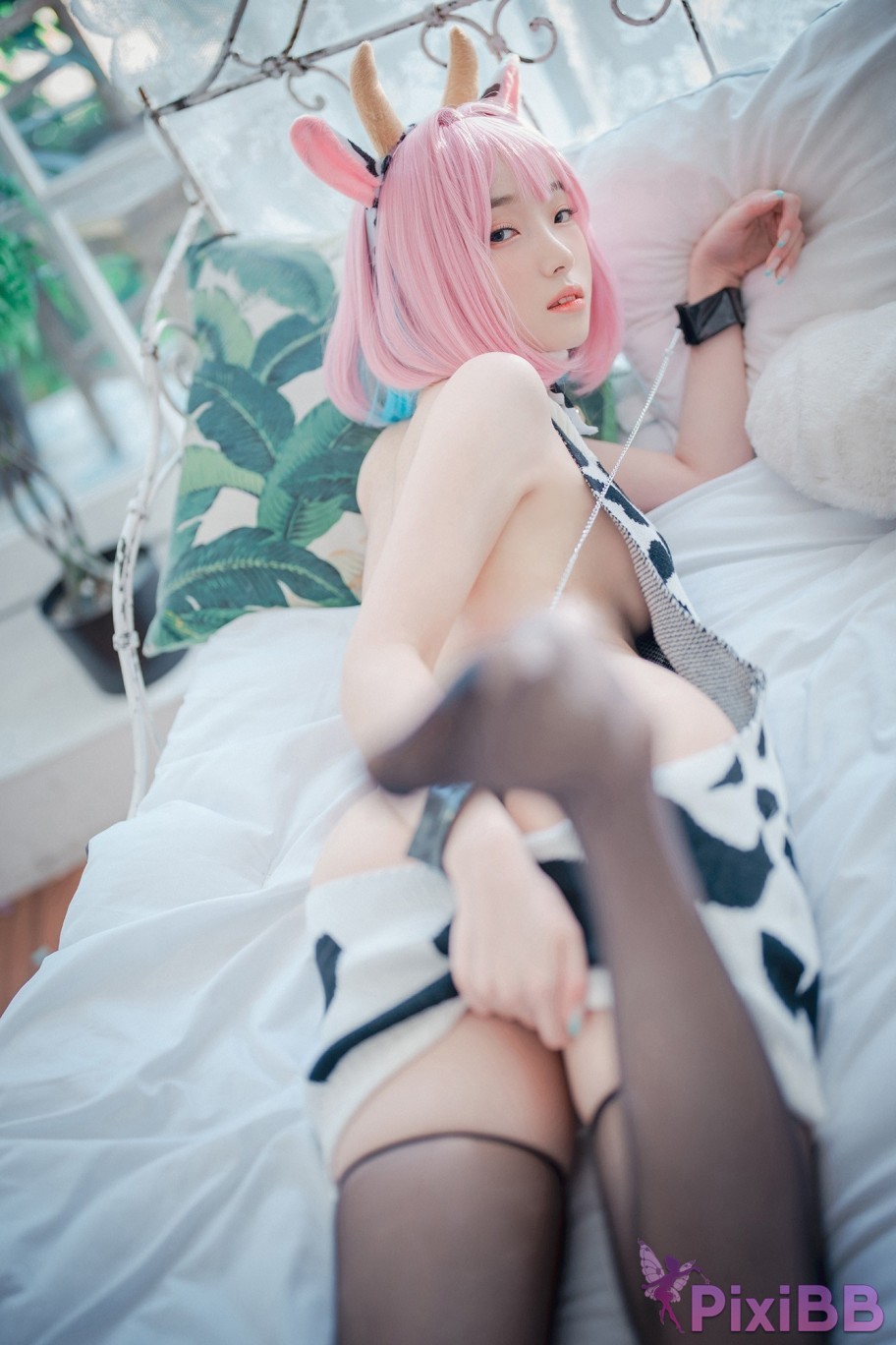 DJAWA Photo Bambi Riamus Celebrating the Year of the Cow PixiBB.COM 021